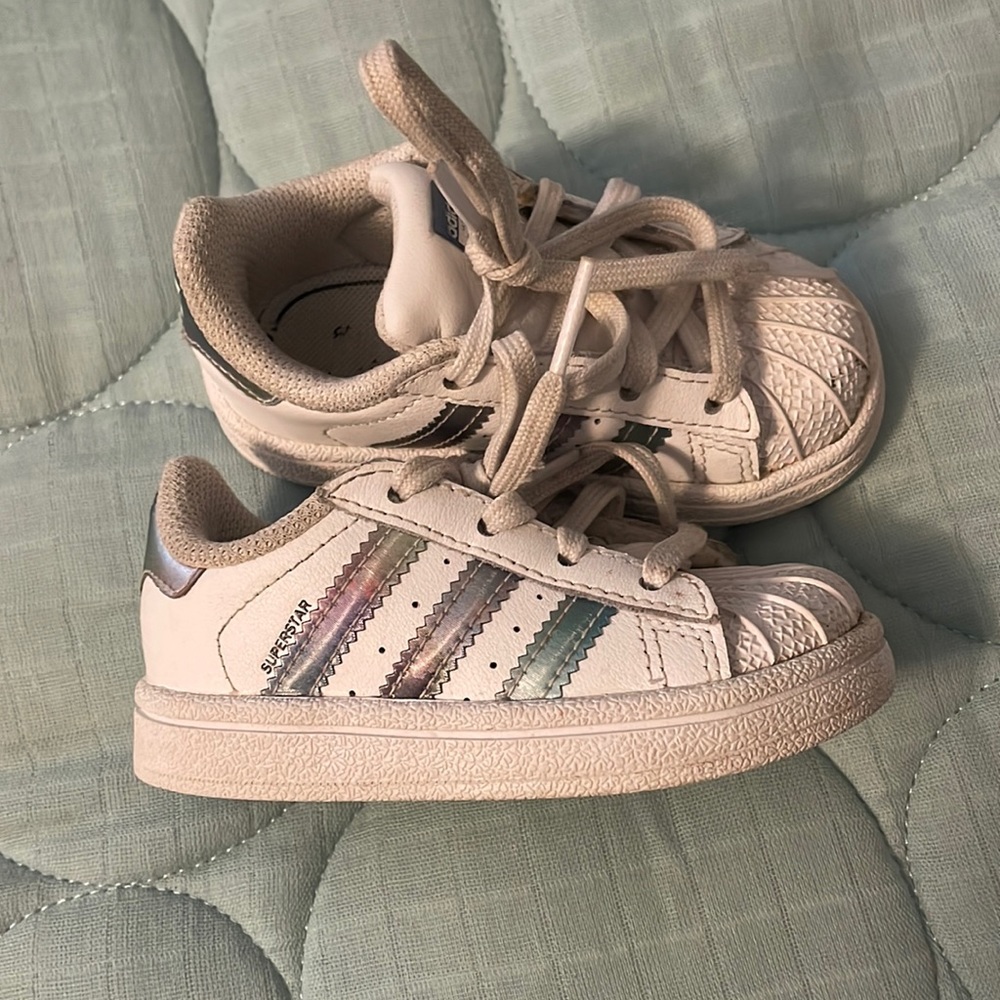 Toddler girls 5c adidas tennis shoes